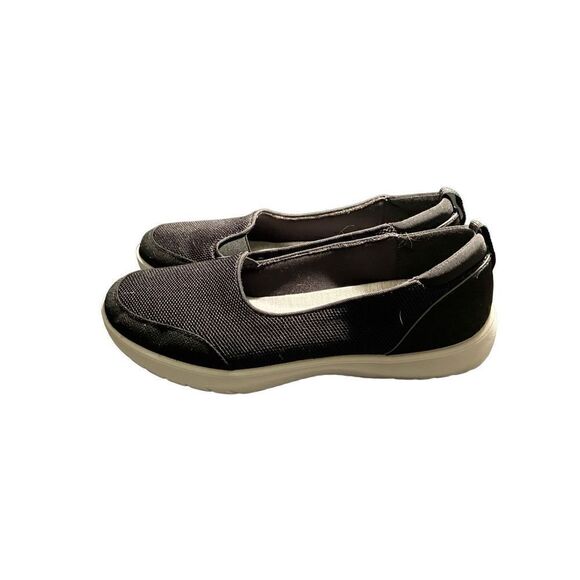 Clark’s Cloudstepper Cushioned Slip-ons 10 - Picture 4 of 9